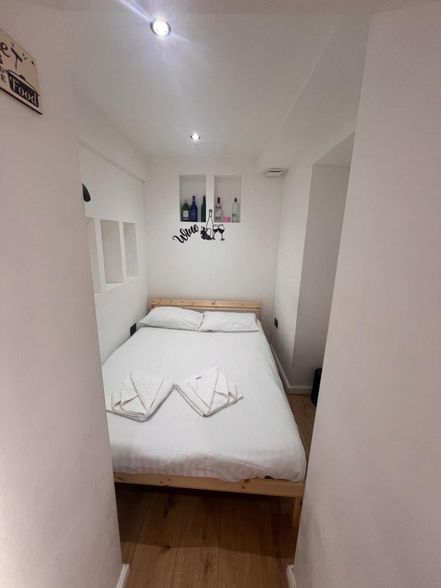 Apartment The Cellar London